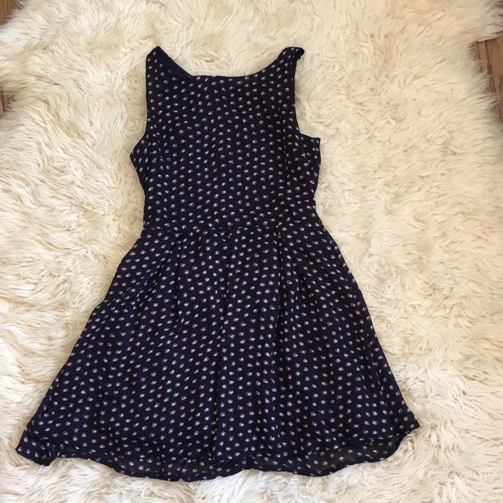 Cute and flirty springtime dress